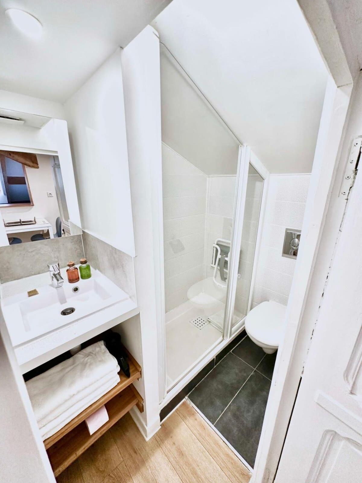 Ersextius, Kl, Nice Apartment Luaran gambar